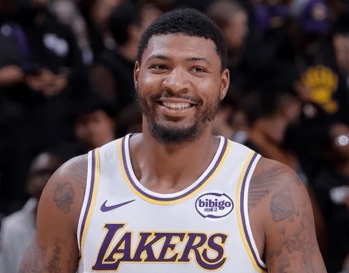 开云娱乐-湖人3配角深化厚度!斯玛特统治末节,海斯蜕变,捡漏蒂米太稳定